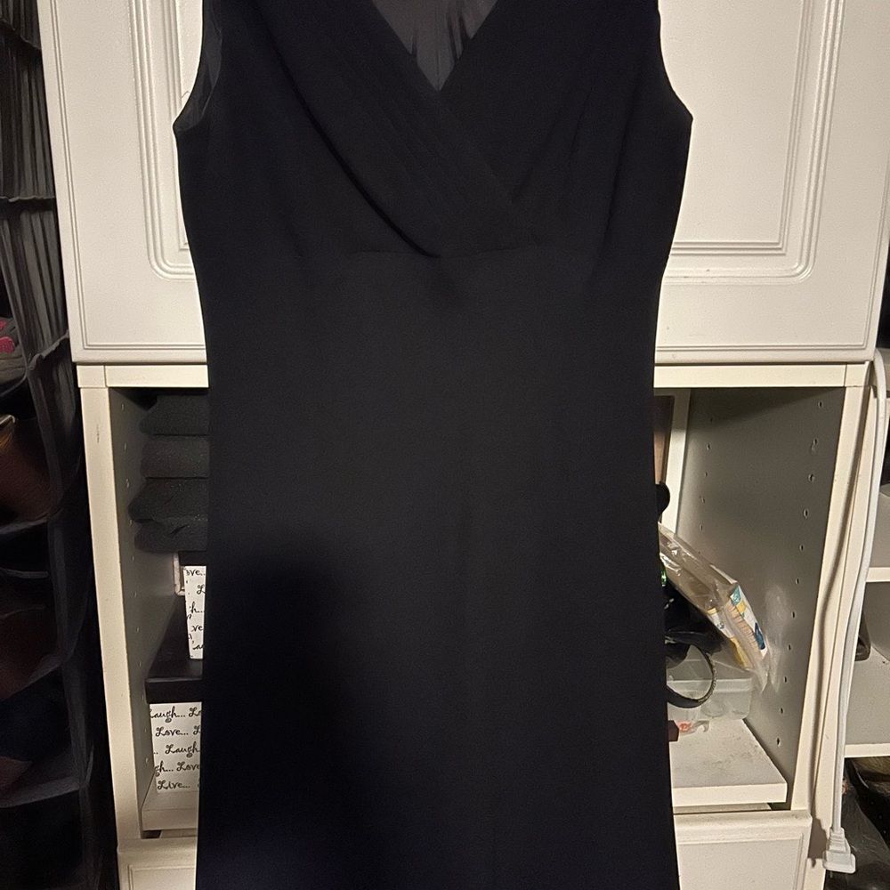 Black Sleeveless V-Neck Sheath Midi Dress
